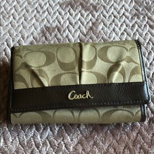 Coach wallet